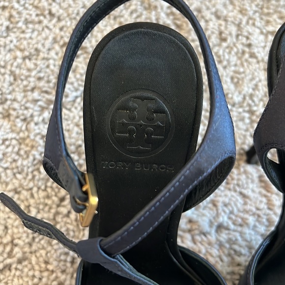 TORY BURCH navy blue/black suede and satin heels - Picture 5 of 6
